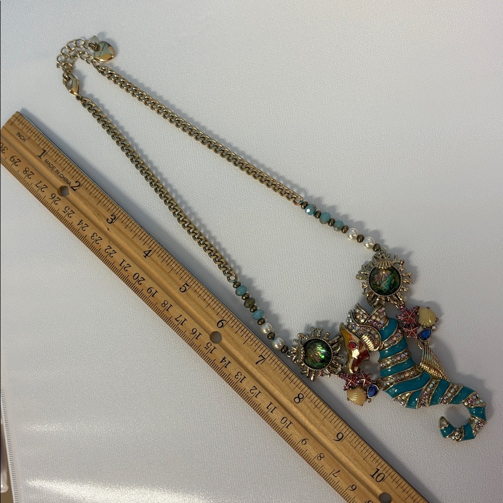 Betsey Johnson seahorse necklace - Picture 7 of 7